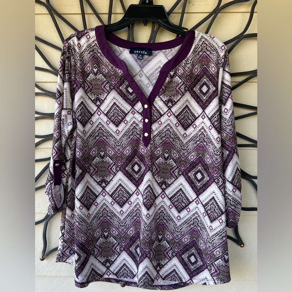 Corvia Blouse 3/4 sleeve pullover blouse, magenta print , size XL